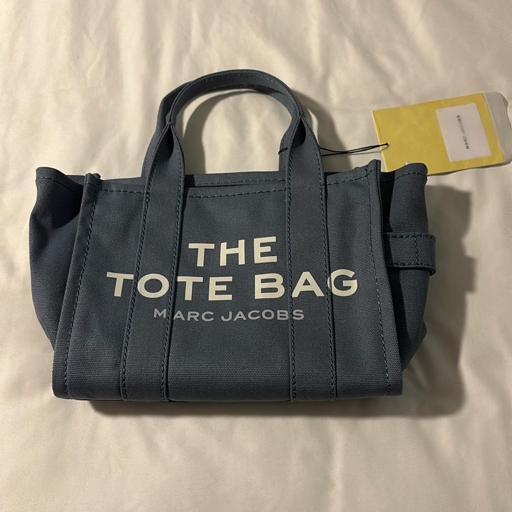NWT Blue Shadow Marc Jacob’s “The Tote Bag”